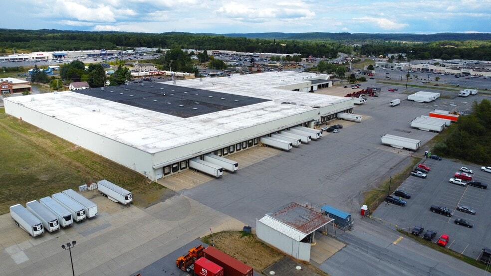 891 Beaver Dr, Du Bois, PA for sale - Primary Photo - Image 3 of 6