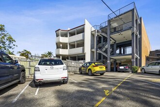185 Kelvin Grove Rd, Kelvin Grove for lease Building Photo- Image 2 of 3