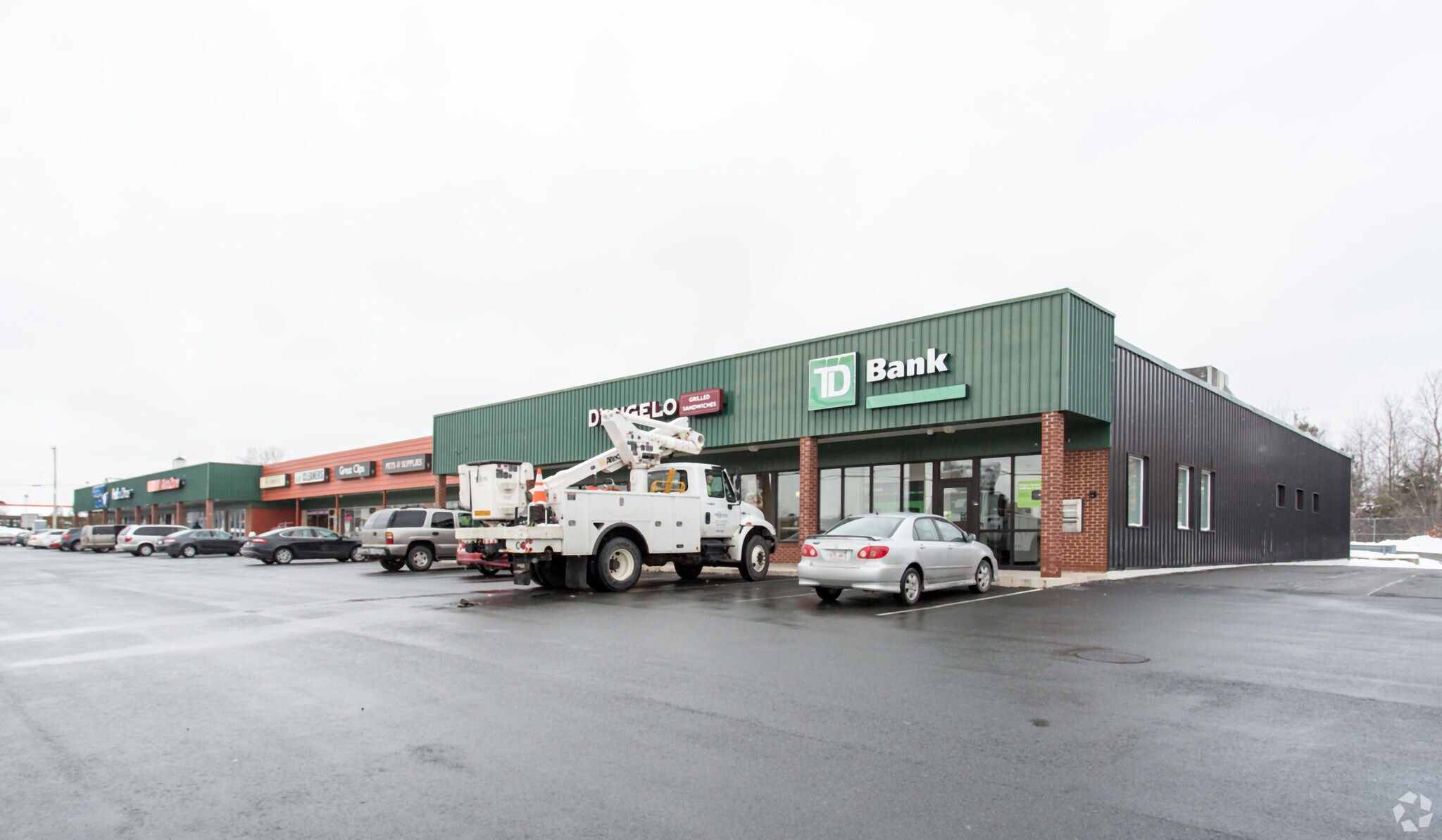 63 Drum Hill Rd, Chelmsford, MA 01824 Drum Hill Plaza