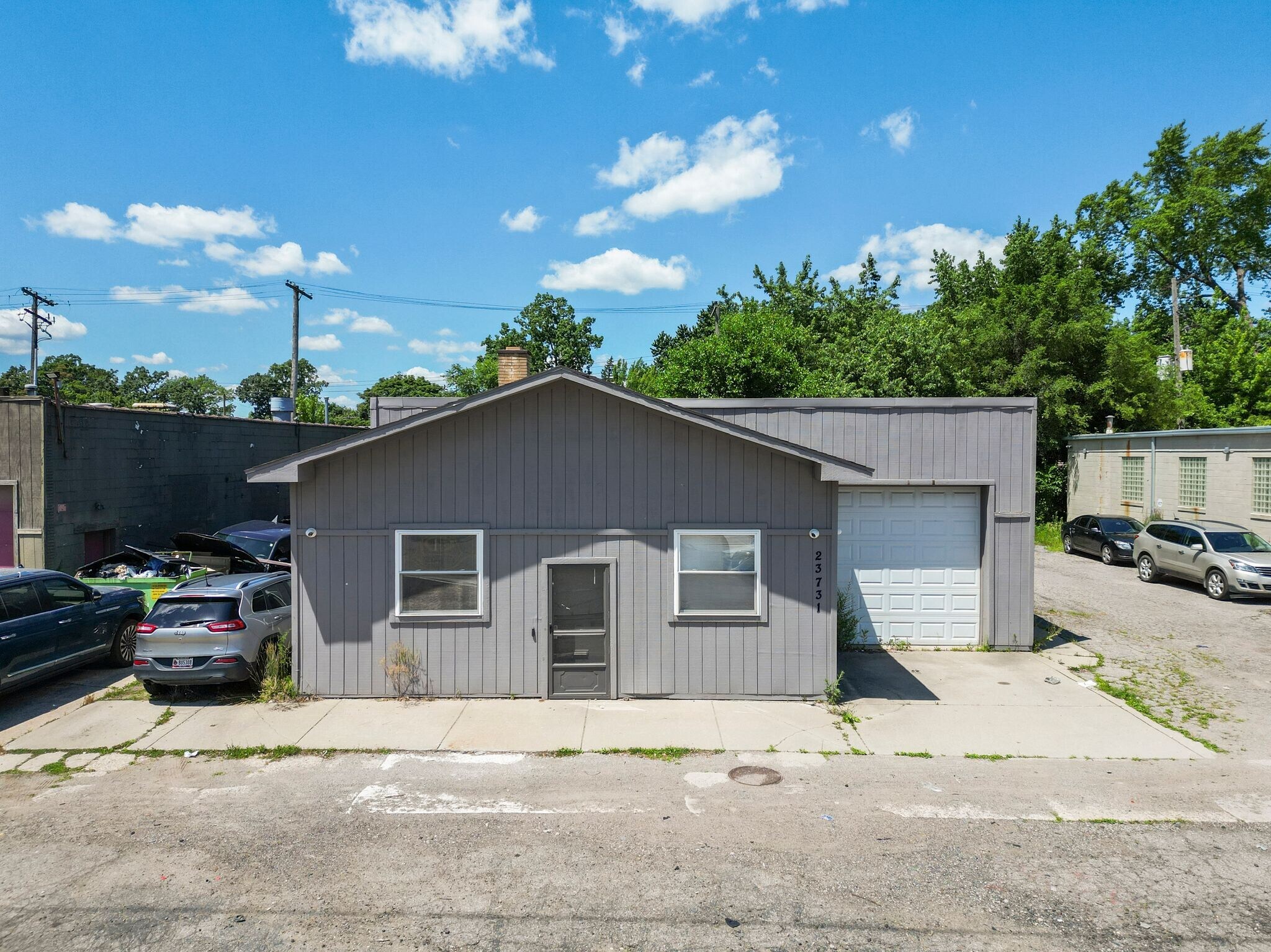 23731 Dequindre Rd, Hazel Park, MI for sale Primary Photo- Image 1 of 1