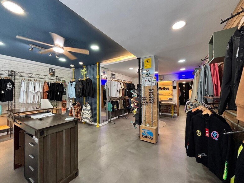 Retail in Gandia, Valencia for sale - Building Photo - Image 3 of 12
