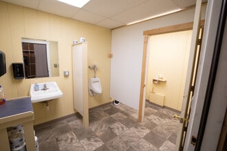 9017 Bonner Mill Rd, Missoula, MT for lease Building Photo- Image 2 of 16