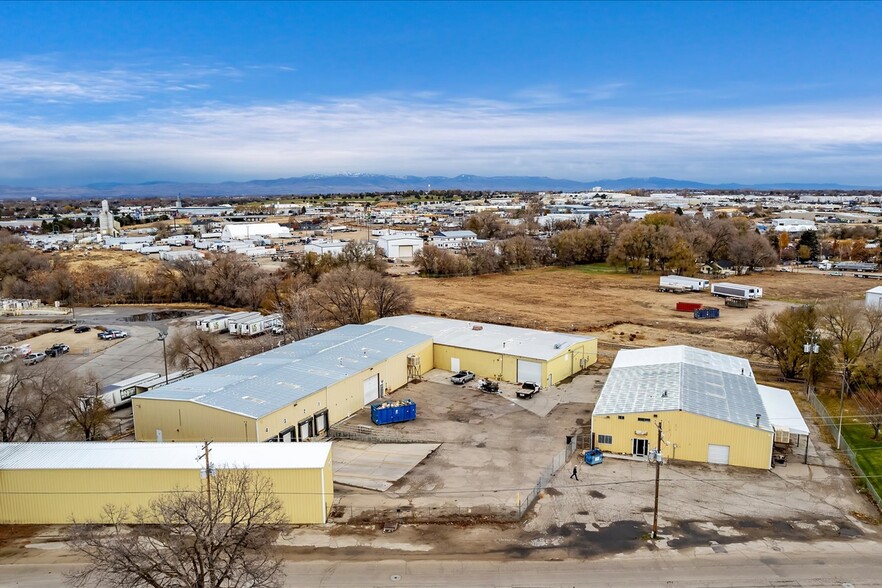 Madison Industrial Complex portfolio of 3 properties for sale on LoopNet.com - Building Photo - Image 1 of 12