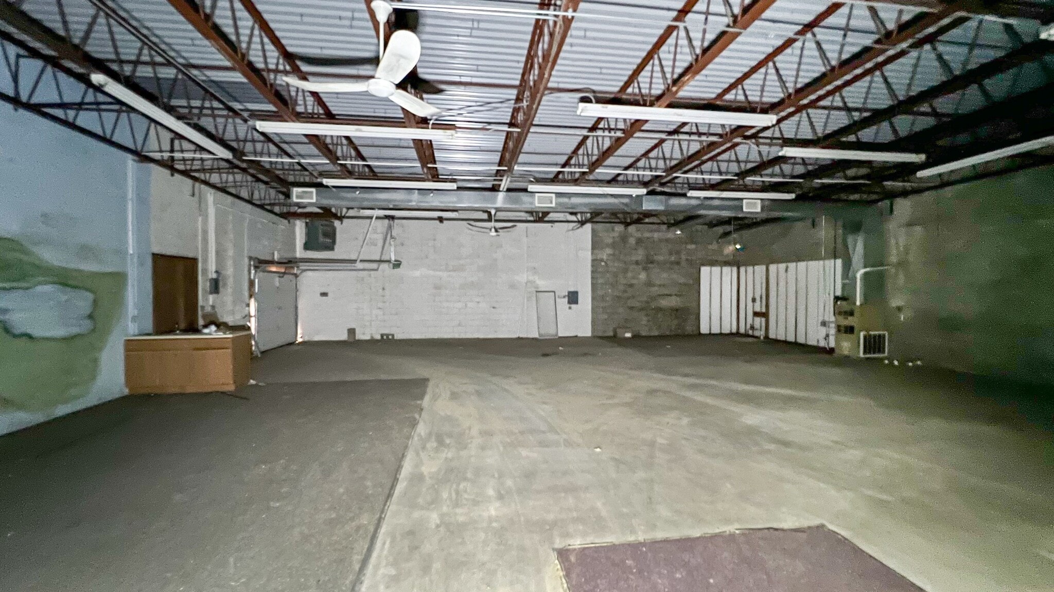 1925-2141 S Main St, Morton, IL for lease Interior Photo- Image 1 of 3