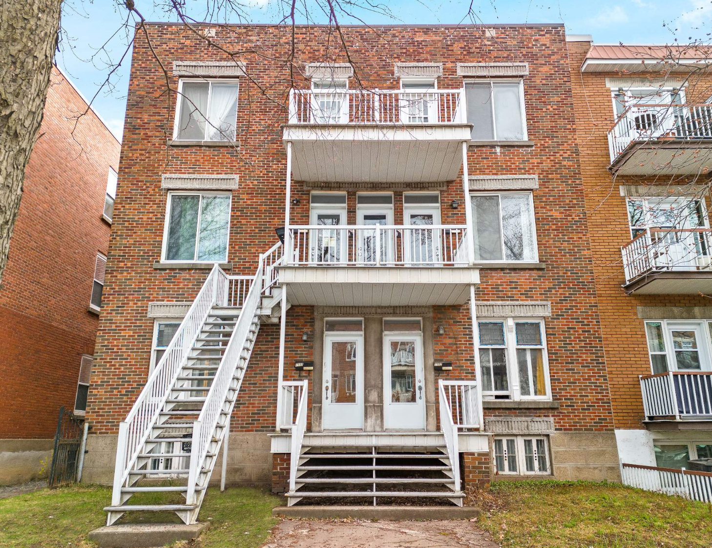 7496-7502 Av Christophe-Colomb, Montréal, QC for sale Primary Photo- Image 1 of 4