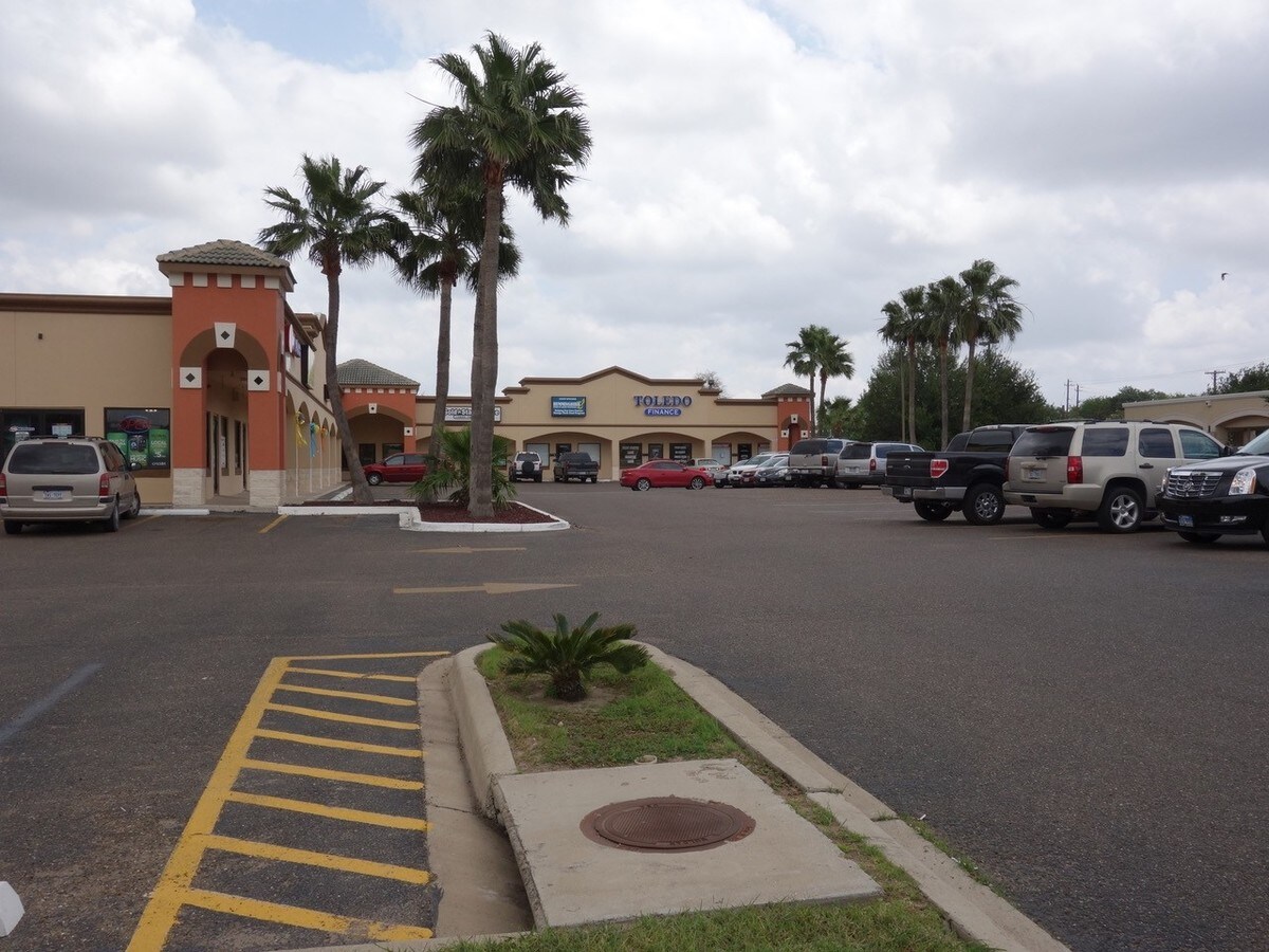 2002 N Conway Ave, Mission, TX 78572