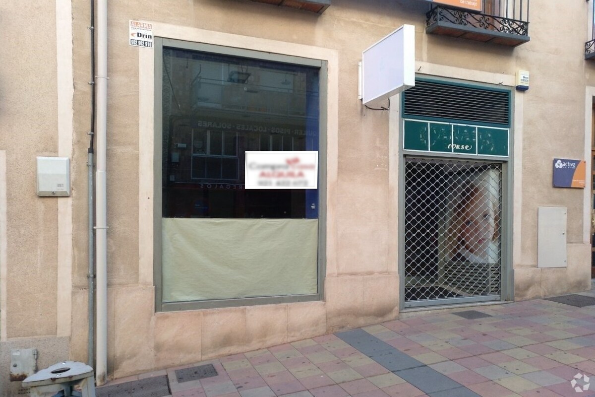 Retail in Segovia, Segovia for lease Interior Photo- Image 1 of 2