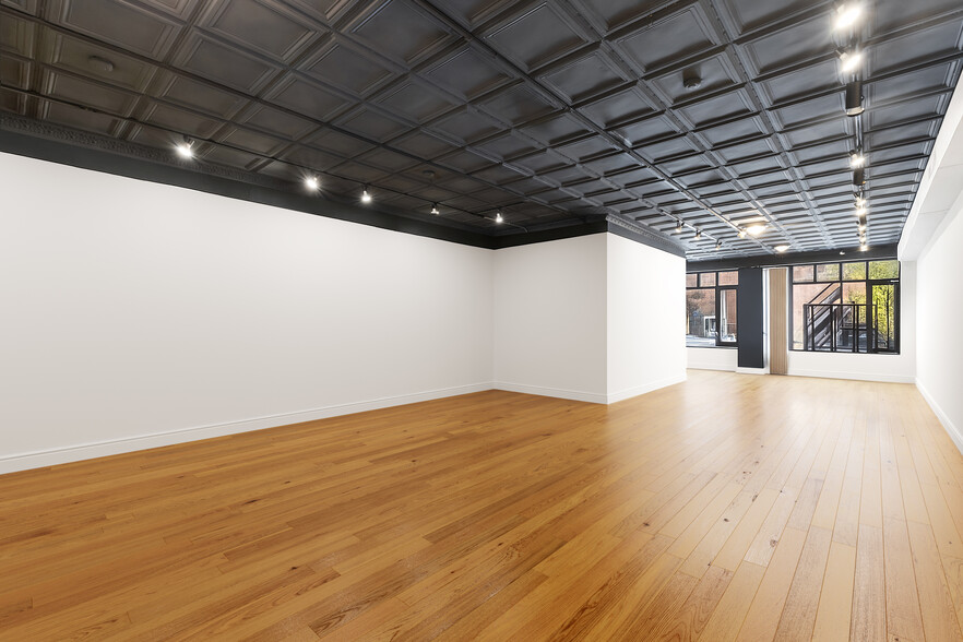205 W Houston St, New York, NY for sale - Interior Photo - Image 2 of 10
