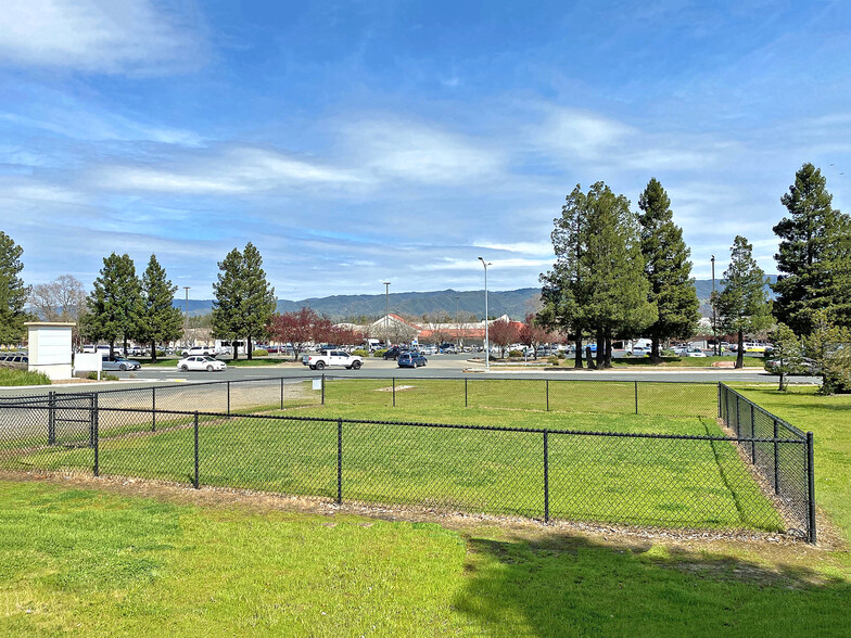 1246 Airport Park, Ukiah, CA for sale - Building Photo - Image 2 of 11