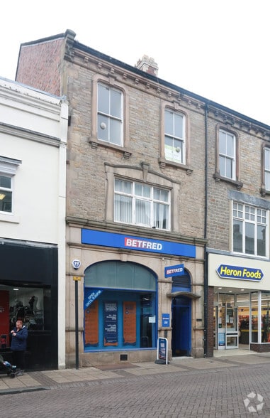 36 Newgate St, Bishop Auckland for sale - Primary Photo - Image 1 of 5