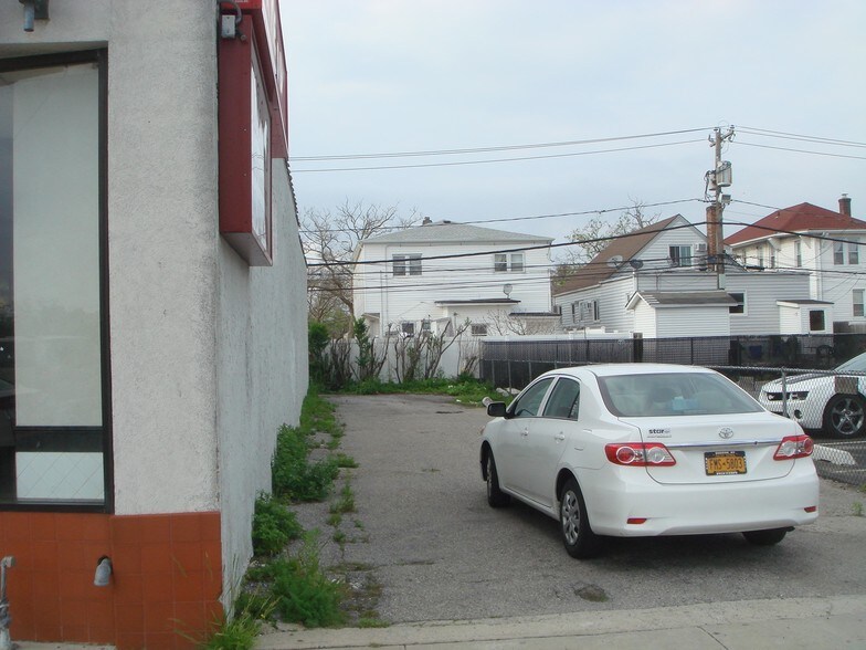 229 E Park Ave, Long Beach, NY for sale - Primary Photo - Image 1 of 1