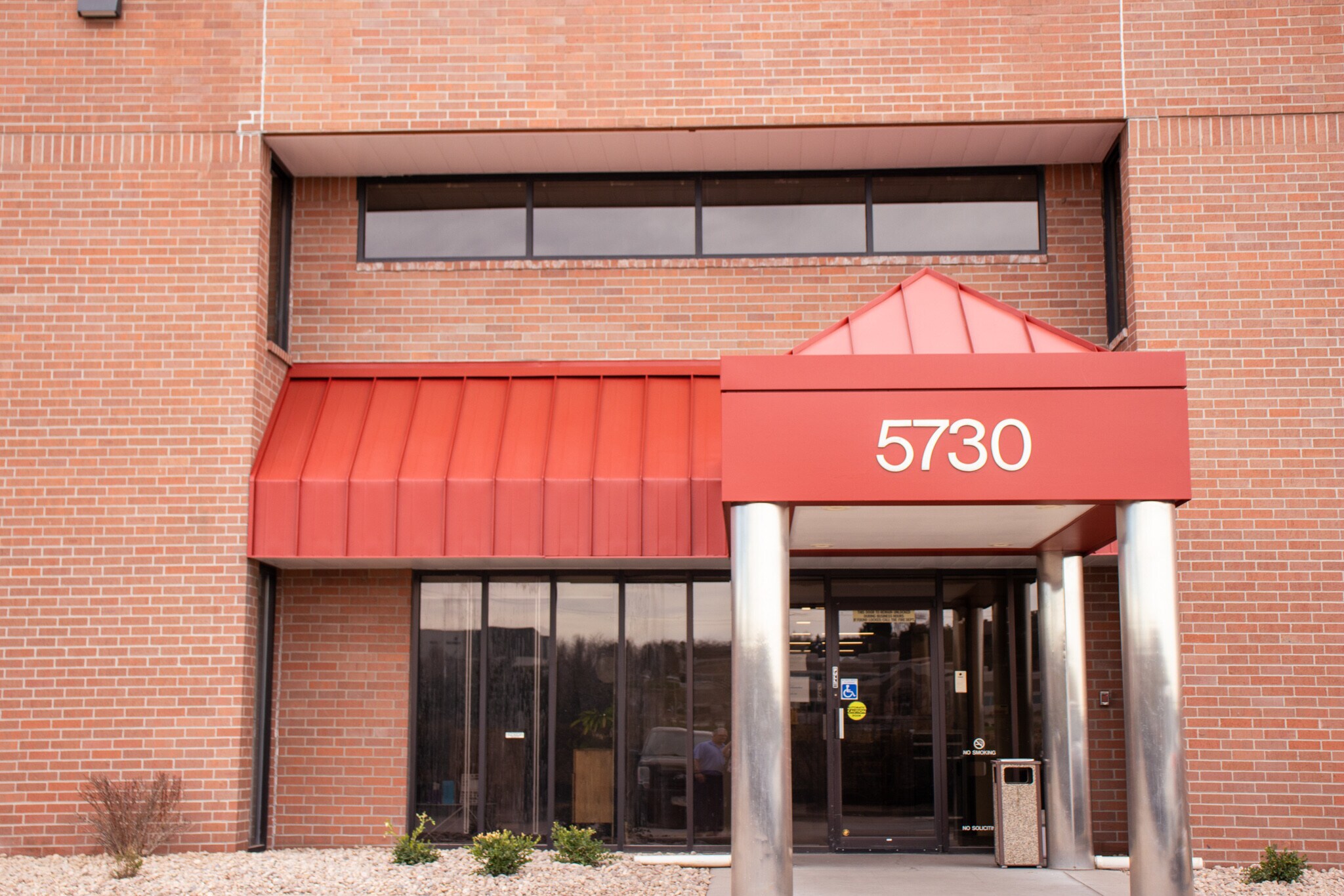 5730 Ward Rd, Arvada, CO 80002 Ward Road Health Care Center