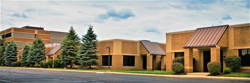 1300 Victors Way, Ann Arbor, MI for lease - Building Photo - Image 2 of 6