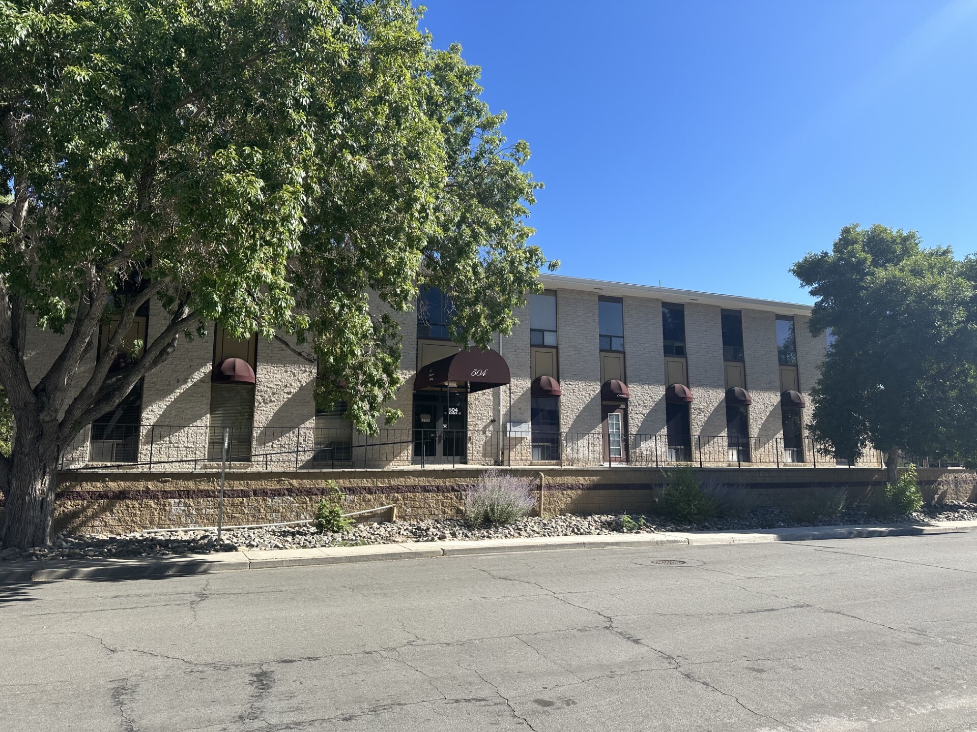 504 E Musser St, Carson City, NV for lease Building Photo- Image 1 of 11