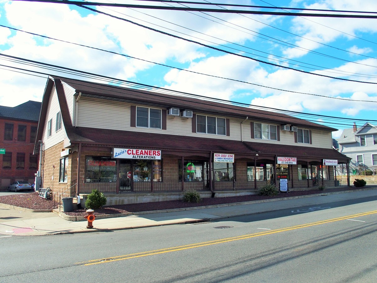 445 Haledon Ave, Haledon, NJ 07508