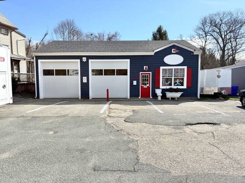 1444 Somerset Ave, Taunton, MA for sale - Building Photo - Image 1 of 1