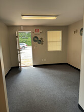 1301 Wake Forest Rd, Raleigh, NC for lease Interior Photo- Image 1 of 3