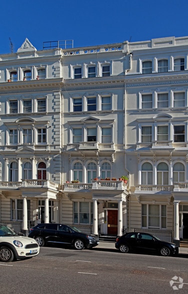 30 Queens Gate Ter, London for sale - Primary Photo - Image 1 of 1