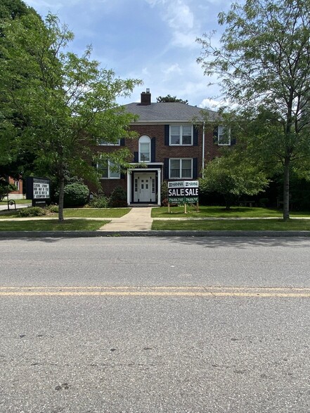 1219 Elmwood Ave, Buffalo, NY for sale - Building Photo - Image 1 of 57