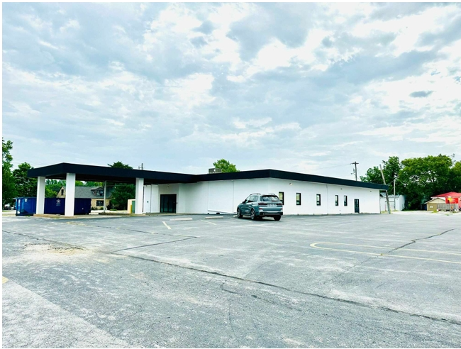 109 N Main St, Nixa, MO for lease Building Photo- Image 1 of 2