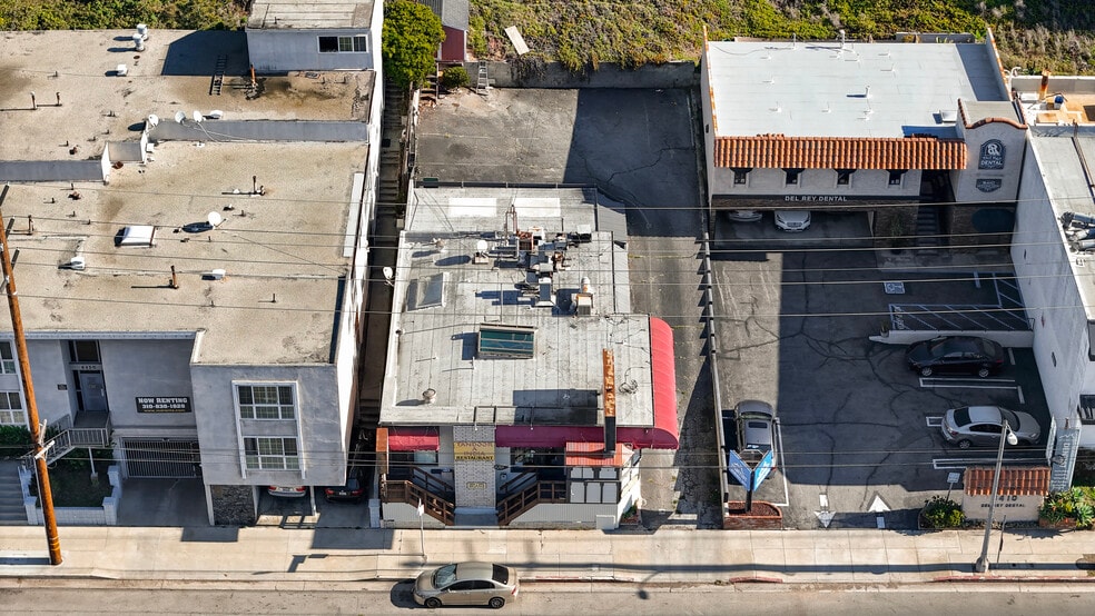 8404 Pershing Dr, Playa Del Rey, CA for sale - Building Photo - Image 3 of 11