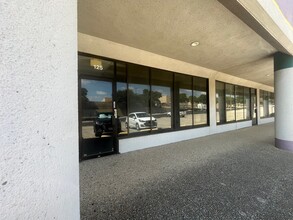 8318 Jones Maltsberger Rd, San Antonio, TX for lease Building Photo- Image 2 of 8