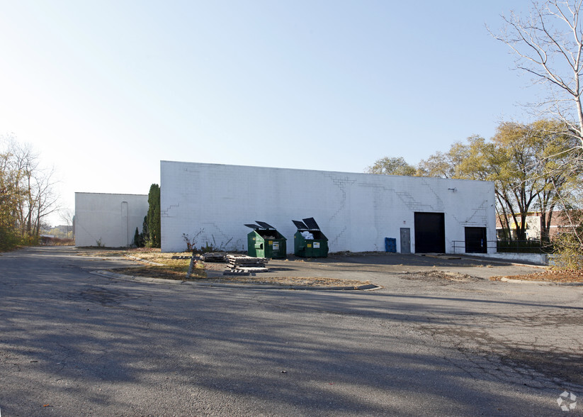 4801 Washtenaw Ave, Ann Arbor, MI for lease - Building Photo - Image 3 of 3