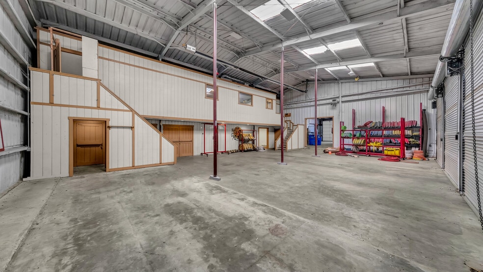 221 Judd St, Weatherford, TX for sale - Building Photo - Image 1 of 30