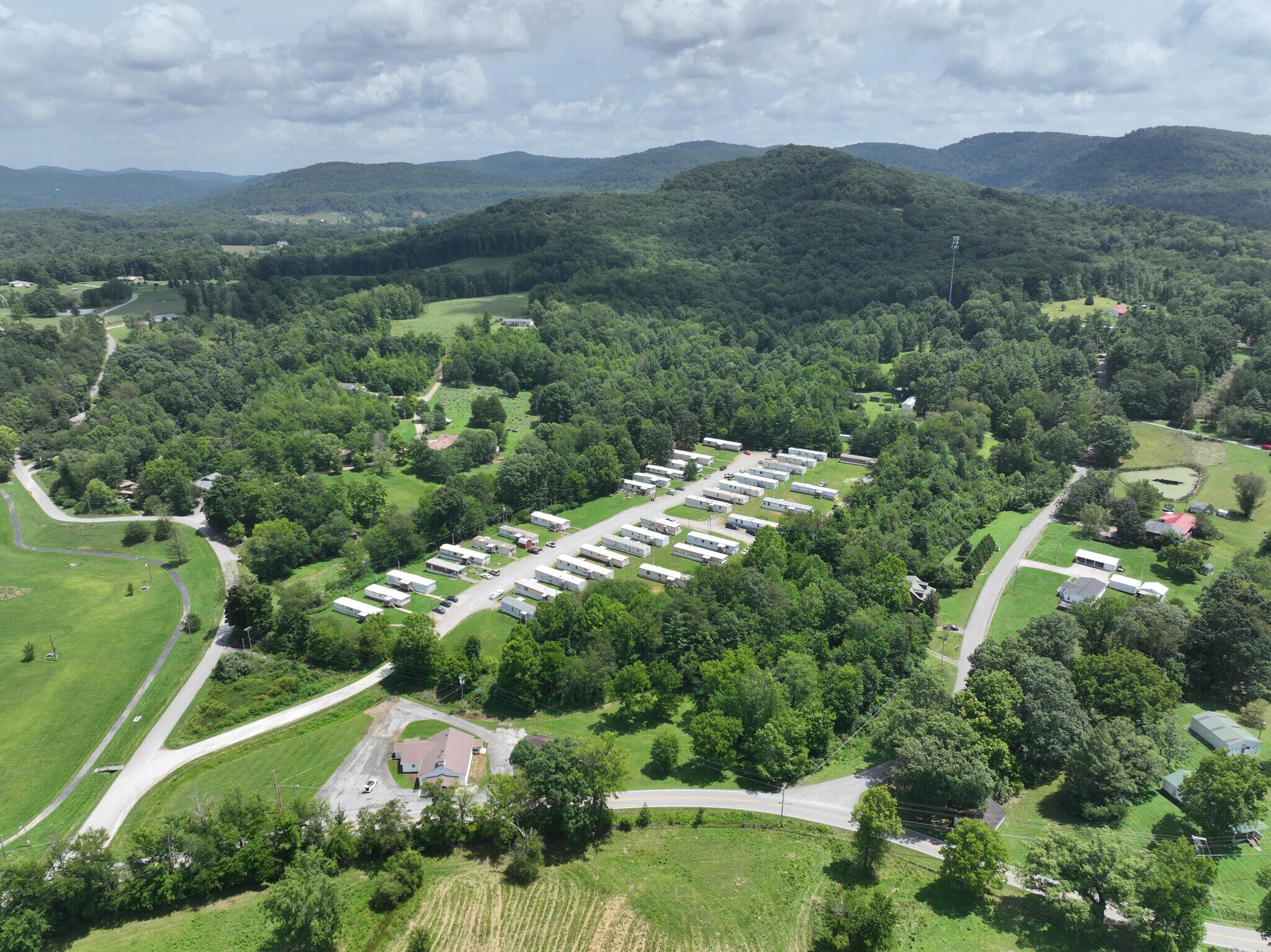 150 Slaven Ln, Winfield, TN for sale Primary Photo- Image 1 of 1