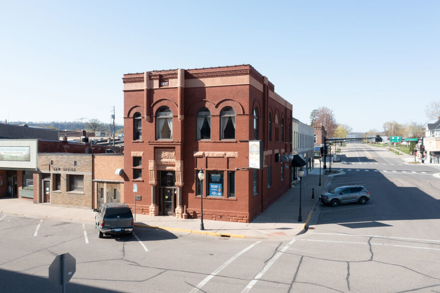 100 S Washington St, Lake City, MN for sale - Building Photo - Image 1 of 1