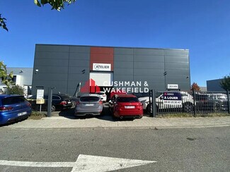 More details for Multiple Space Uses for Lease