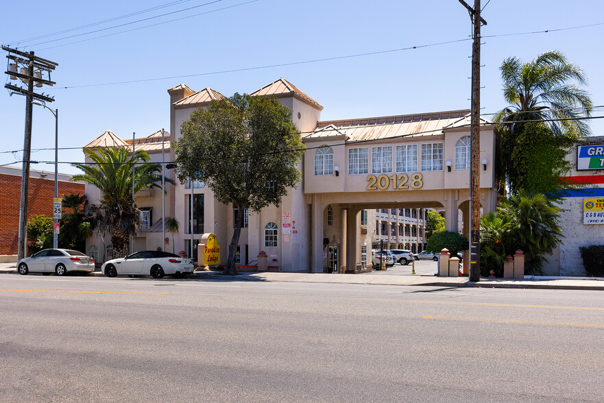 20128 Roscoe Blvd, Canoga Park, CA for sale - Building Photo - Image 1 of 1