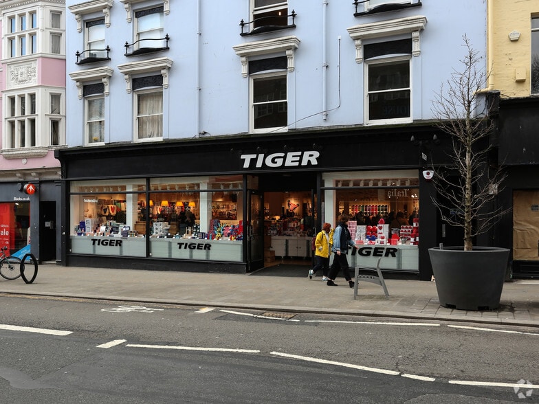 11-12 North St, Brighton for sale - Building Photo - Image 2 of 3