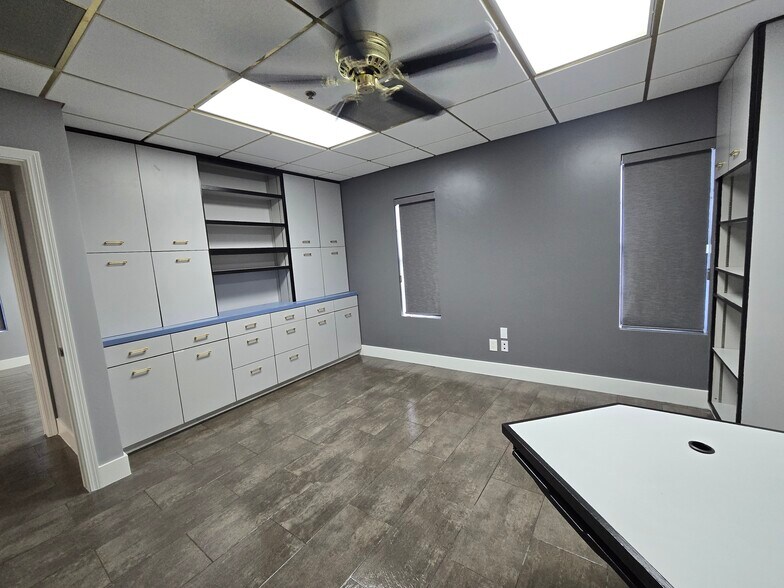 4747 N Bendel Ave, Fresno, CA for lease - Interior Photo - Image 3 of 3