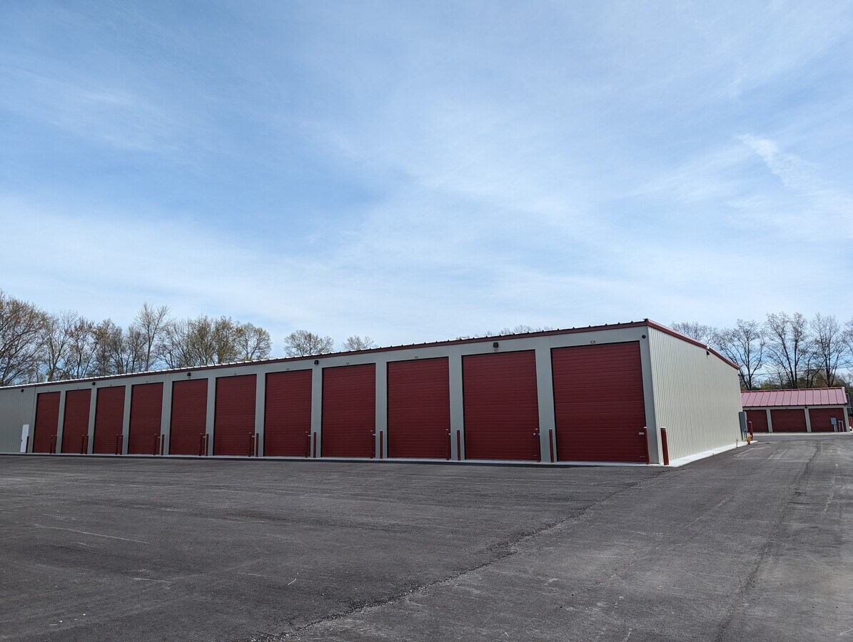 Tulip City / M40 Self Storage UPDATED Holland, MI for Sale