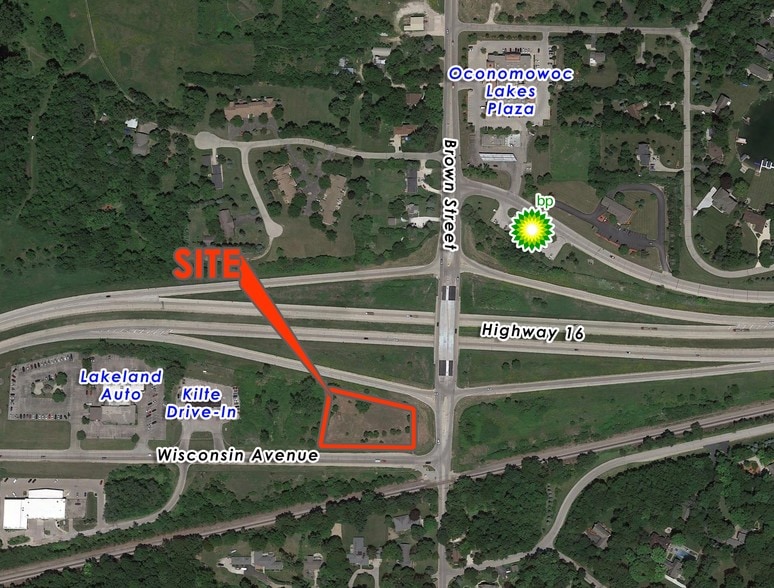 36154 E Wisconsin Ave, Oconomowoc, WI 53066