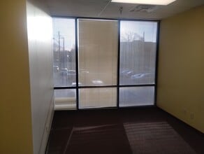 3737 N Meridian St, Indianapolis, IN for lease Interior Photo- Image 2 of 3