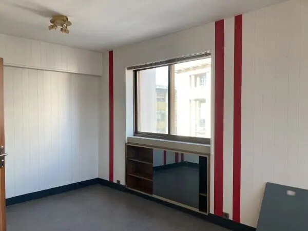 Office in Perpignan for sale Interior Photo- Image 1 of 5