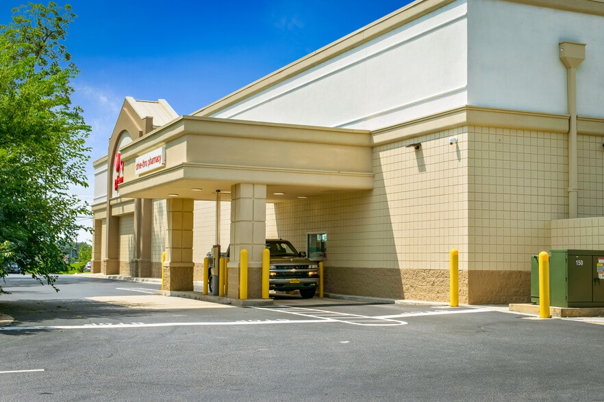 1630 Benvenue Rd, Rocky Mount, NC for sale - Building Photo - Image 3 of 6