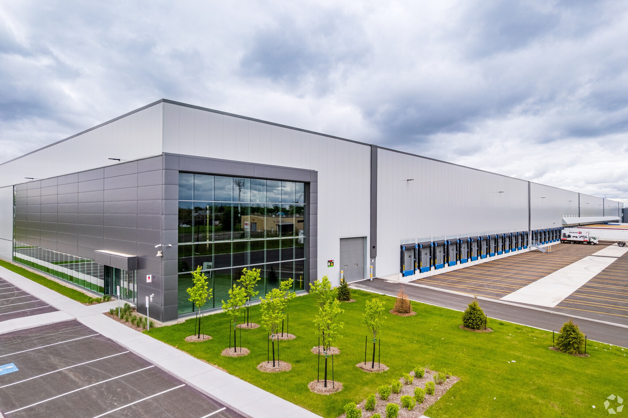 131 Boul Montcalm N, Candiac, QC for lease Building Photo- Image 1 of 4