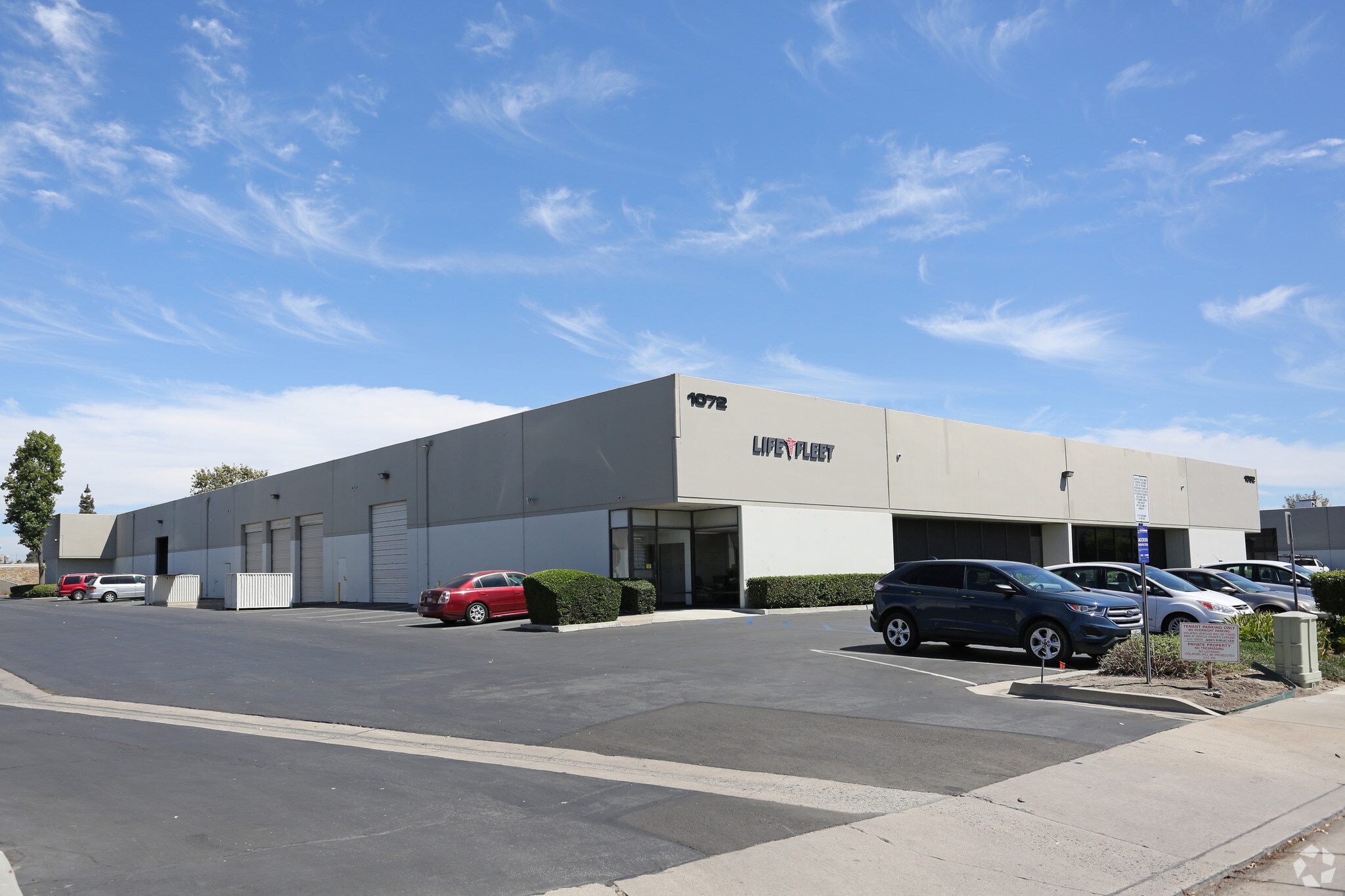 1060-1072 N Kraemer Pl, Anaheim, CA for lease Primary Photo- Image 1 of 27
