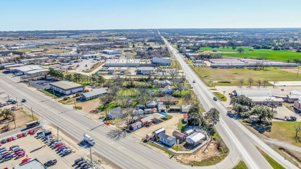 404 E South Loop, Stephenville, TX for sale - Building Photo - Image 3 of 9