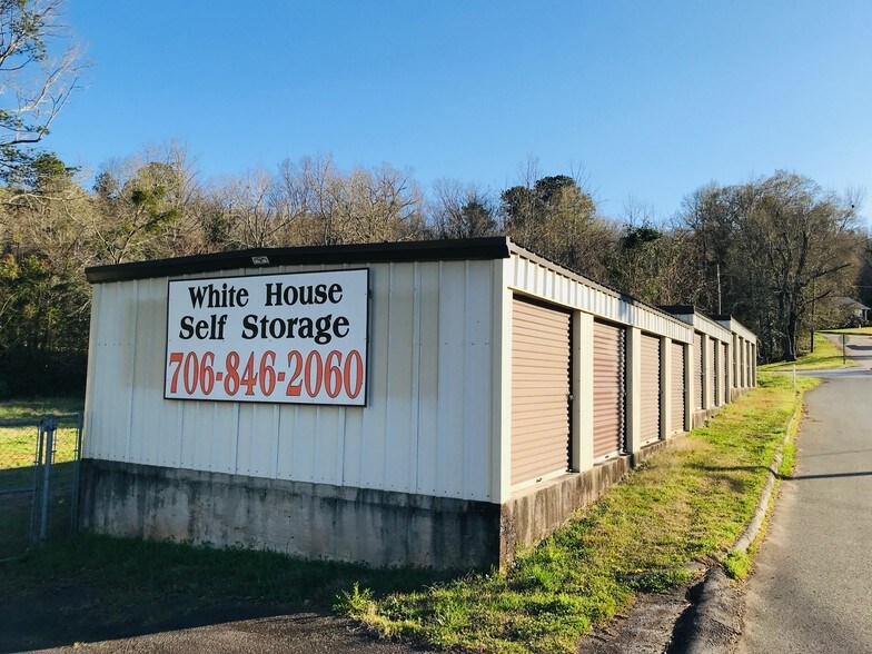 107 York St, Manchester, GA 31816