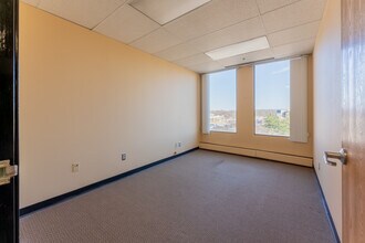 26211 Central Park Blvd, Southfield, MI for lease Interior Photo- Image 2 of 3