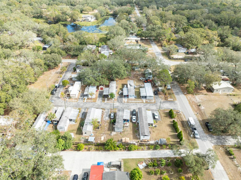 2 Park Tampa MSA Portfolio portfolio of 2 properties for sale on LoopNet.com - Building Photo - Image 1 of 4