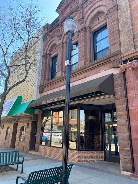 1059 Main St, Stevens Point, WI for sale Primary Photo- Image 1 of 1