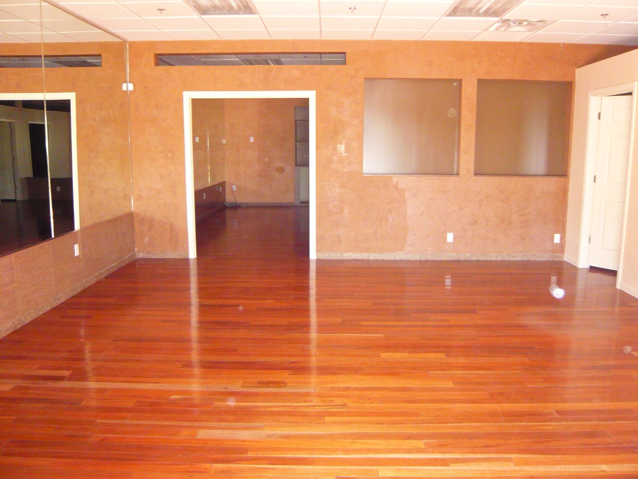 8545 S Eastern Ave, Las Vegas, NV for sale Interior Photo- Image 1 of 1