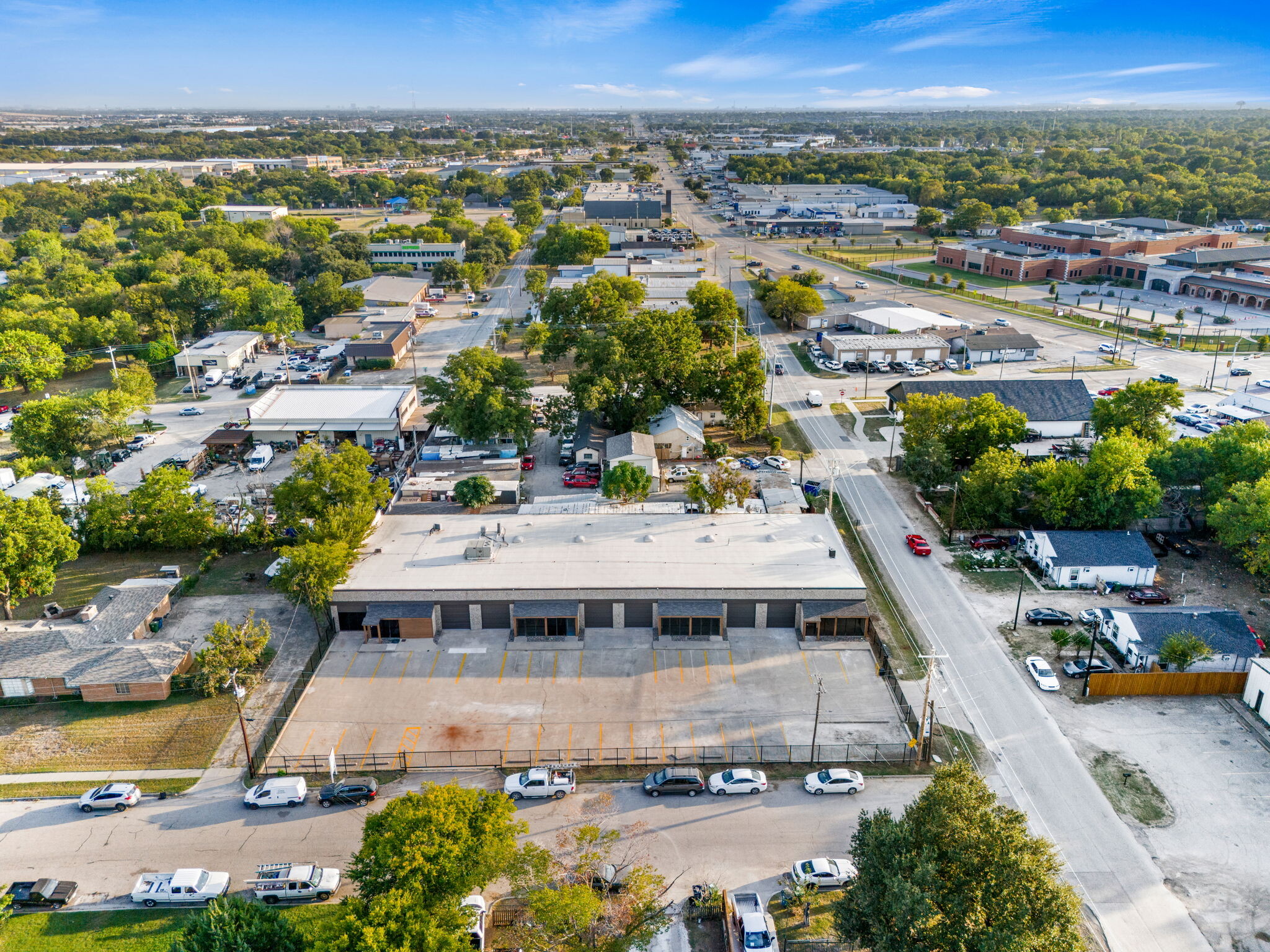 500 S Kealy Ave, Lewisville, TX for sale Building Photo- Image 1 of 26