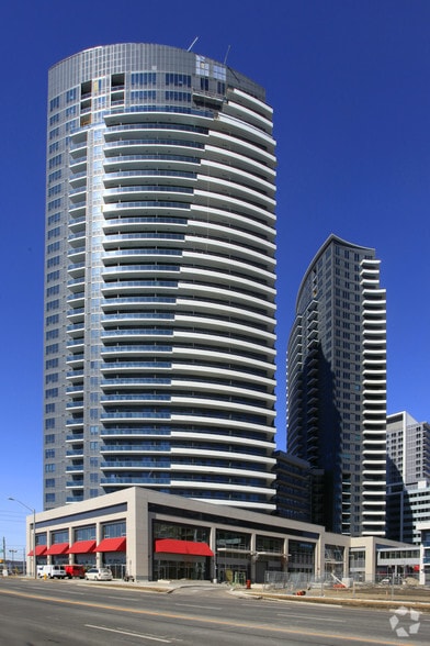 7165 - 7167-7167 Yonge St, Markham, ON for lease - Building Photo - Image 2 of 11