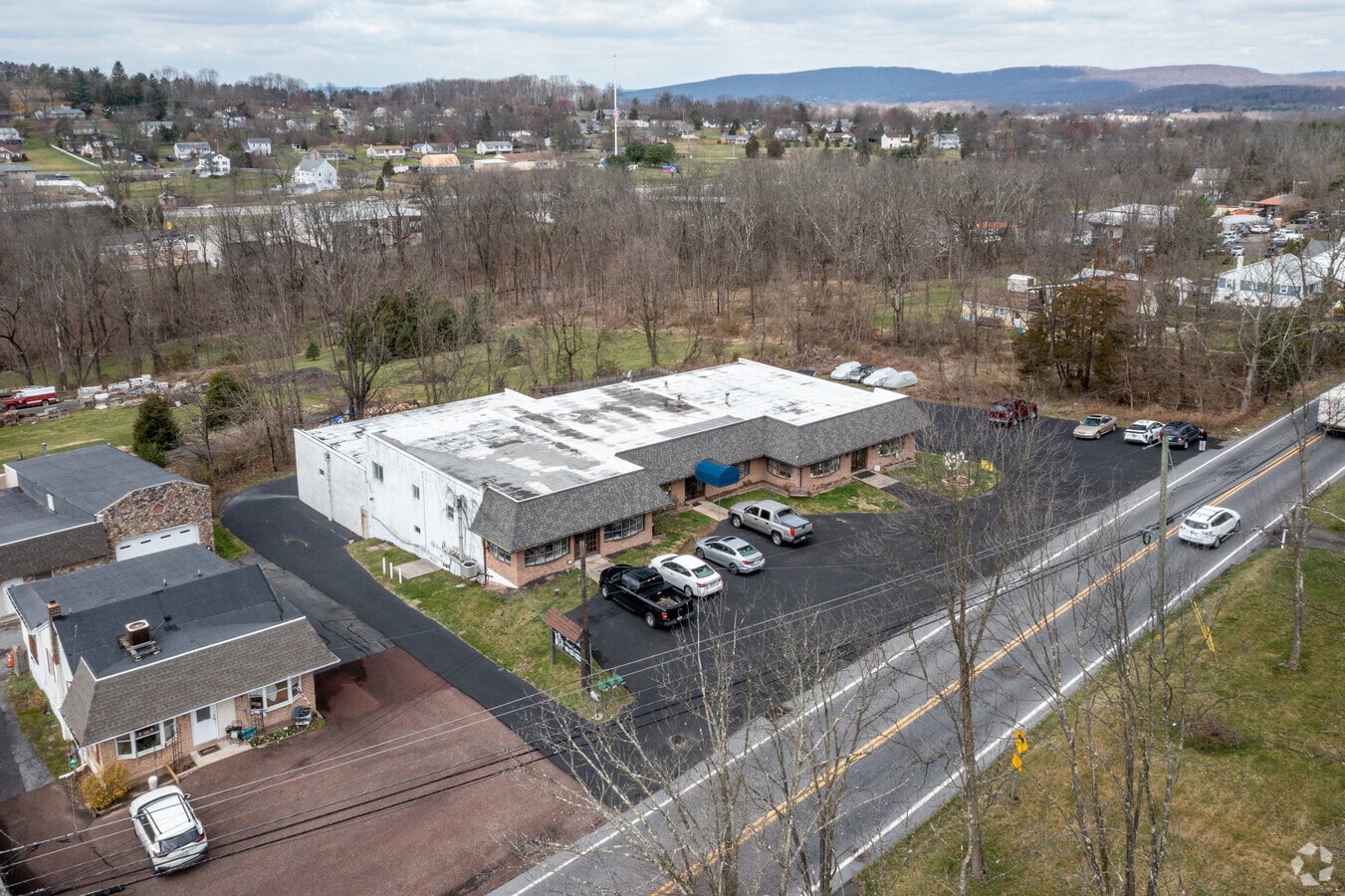 1361 Farmington Ave, Pottstown, PA 19464